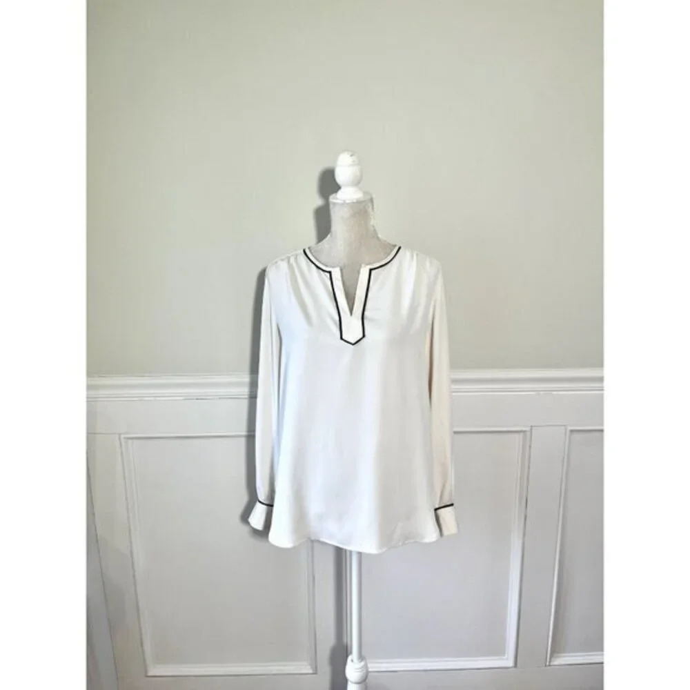 Loft Cream Tipped Blouse Keyhole S